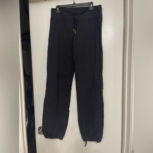 Lululemon Sweatpants Size 10